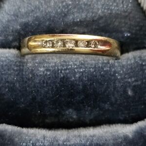 14k Diamond Yellow Gold Band Ring